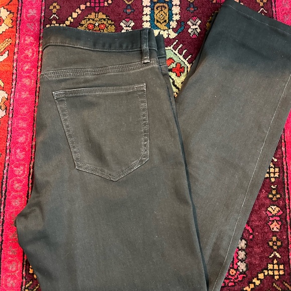 Banana Republic black  Traveler Jeans - Picture 1 of 4